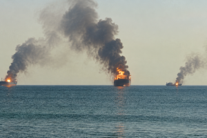 Българската част на Черно море отново пламна: Още два кораба атакувани с дронове край България